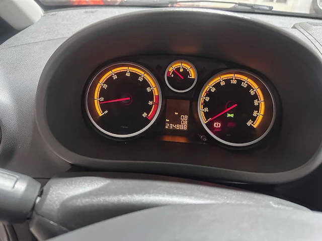 Opel - corsa - 1.2-16v 111 edition - 58-lgb-4 - afbeelding 2 van  19