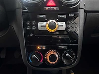 Opel - corsa - 1.2-16v 111 edition - 58-lgb-4 - afbeelding 6 van  19