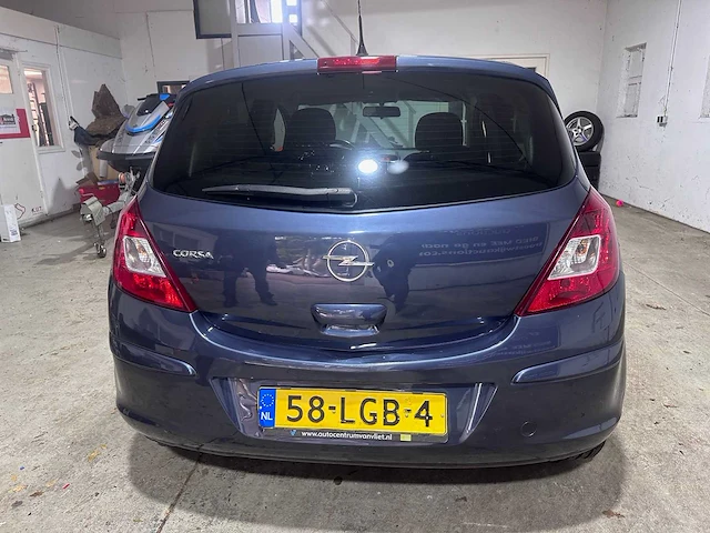 Opel - corsa - 1.2-16v 111 edition - 58-lgb-4 - afbeelding 14 van  19