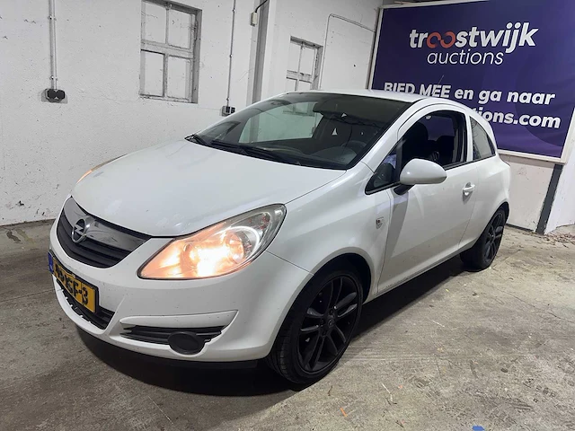 Opel - corsa - 1.2-16v business - 43-jsf-3 - afbeelding 1 van  21