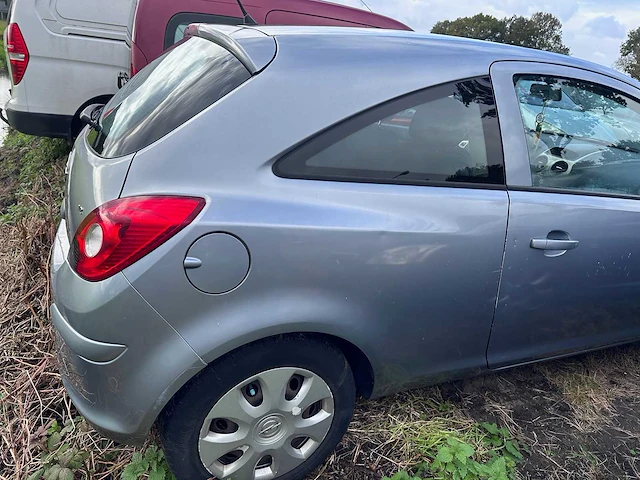 Opel - corsa - 1.2-16v enjoy - 01-zr-hz - afbeelding 6 van  12