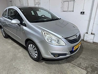 Opel - corsa - 1.2-16v enjoy - 82-xh-rv - afbeelding 17 van  19