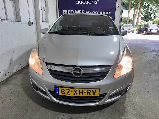 Opel - corsa - 1.2-16v enjoy - 82-xh-rv - afbeelding 18 van  19