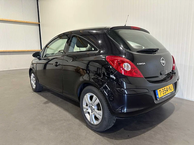 Opel - corsa - 1.2-16v rhythm t-354-nj - afbeelding 14 van  20