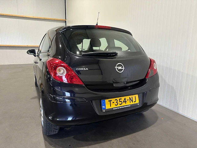 Opel - corsa - 1.2-16v rhythm t-354-nj - afbeelding 15 van  20
