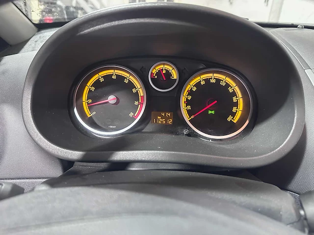 Opel - corsa - 1.2 ecof. bns.ed.lpg - 21-xjh-2 - afbeelding 3 van  21