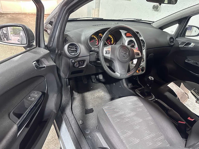 Opel - corsa - 1.2 ecof. bns.ed.lpg - 21-xjh-2 - afbeelding 21 van  21