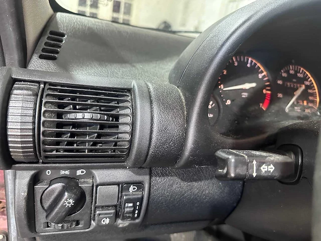 Opel - corsa - 1.2i-16v strada automaat 28-ft-kf - afbeelding 5 van  20