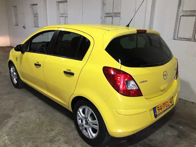 Opel - corsa - 1.3 cdti ecof.s 111 - 94-pgl-4 - afbeelding 13 van  19