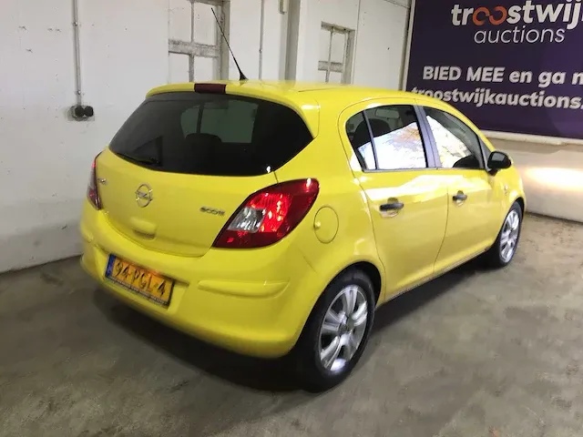 Opel - corsa - 1.3 cdti ecof.s 111 - 94-pgl-4 - afbeelding 15 van  19