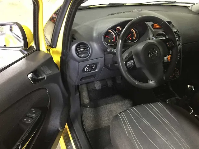 Opel - corsa - 1.3 cdti ecof.s 111 - 94-pgl-4 - afbeelding 19 van  19