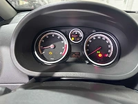 Opel - corsa - 1.4-16v 111 edition - gvs-81-j - afbeelding 2 van  19