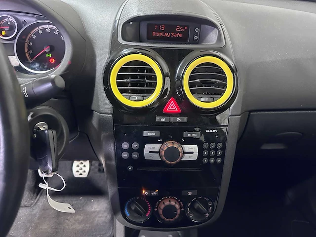 Opel - corsa - 1.4-16v 111 edition - gvs-81-j - afbeelding 5 van  19