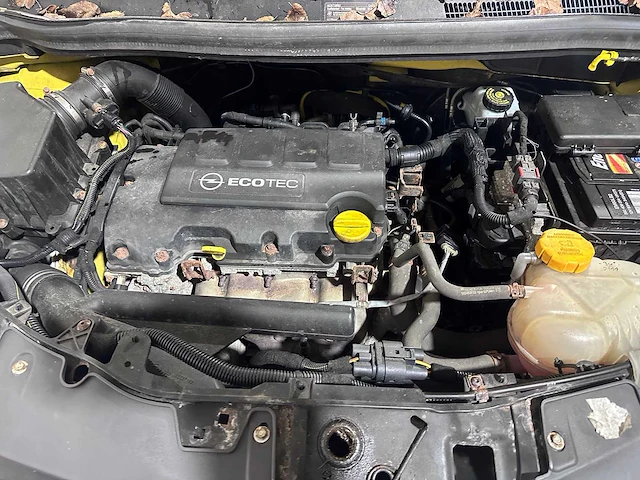 Opel - corsa - 1.4-16v 111 edition - gvs-81-j - afbeelding 9 van  19