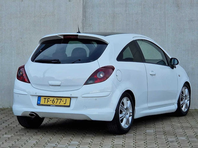 Opel - corsa - 1.4-16v cosmo - tf-677-j - 2010 - afbeelding 17 van  21