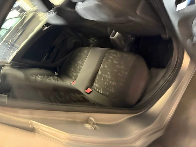 Opel - corsa - 1.4-16v edition - personenauto - afbeelding 13 van  22