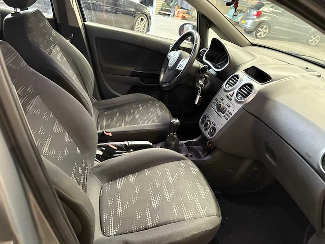 Opel - corsa - 1.4-16v edition - personenauto - afbeelding 14 van  22