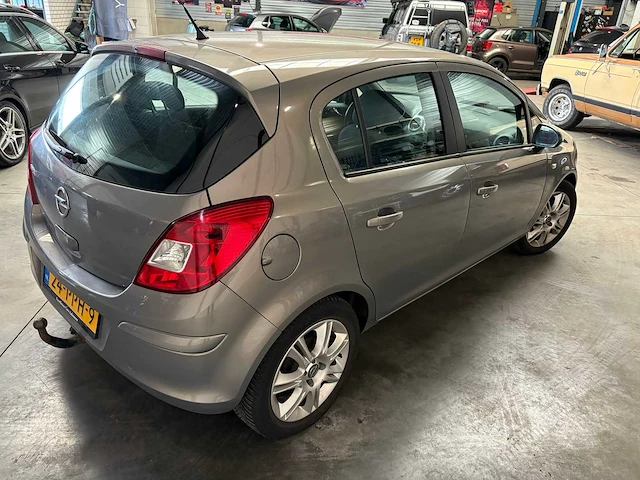 Opel - corsa - 1.4-16v edition - personenauto - afbeelding 18 van  22