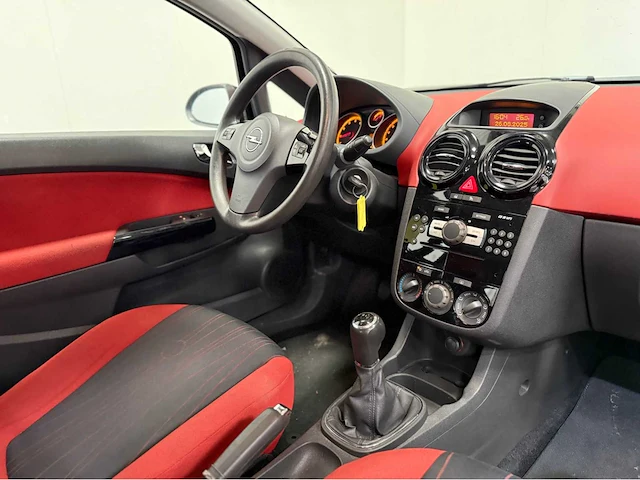 Opel - corsa - personenauto - 2008 - afbeelding 3 van  24