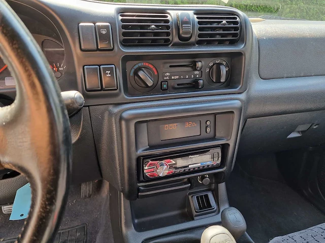 Opel - frontera - 2.2i rs - 69-sv-ls - 1999 - afbeelding 7 van  25