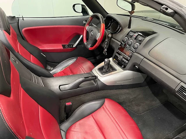Opel - gt - 2.0 turbo ecotec - personenauto - 2007 - afbeelding 17 van  38