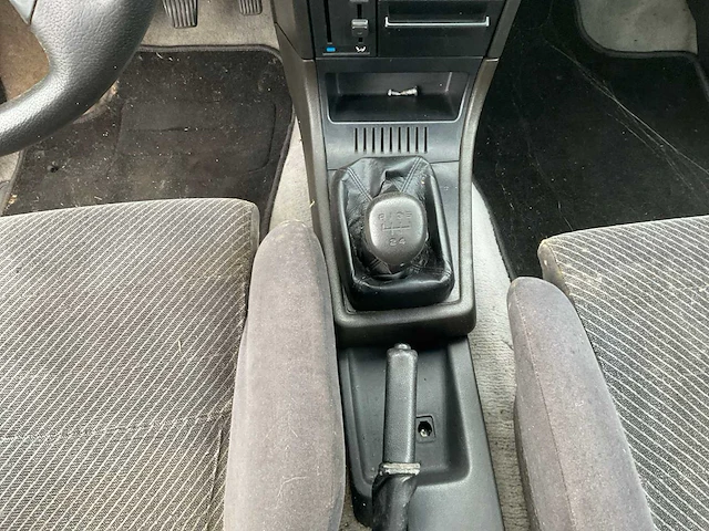 Opel - kadett - 1.6i gl kat. - personenauto - afbeelding 19 van  30