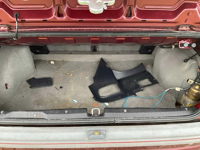 Opel - kadett - 1.6i gl kat. - personenauto - afbeelding 28 van  30