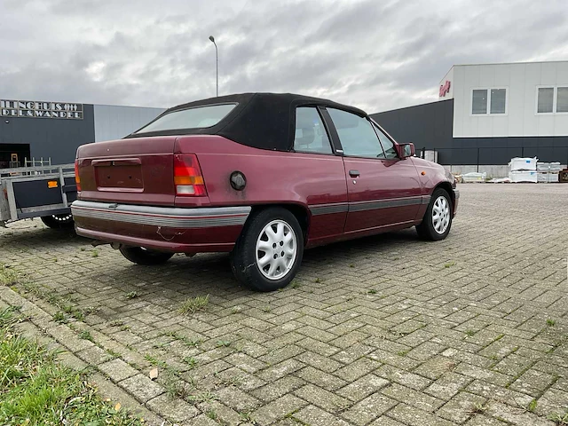 Opel - kadett - 1.6i gl kat. - personenauto - afbeelding 3 van  30