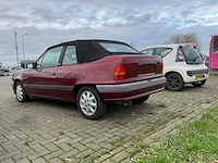 Opel - kadett - 1.6i gl kat. - personenauto - afbeelding 4 van  30