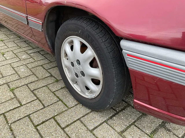 Opel - kadett - 1.6i gl kat. - personenauto - afbeelding 9 van  30