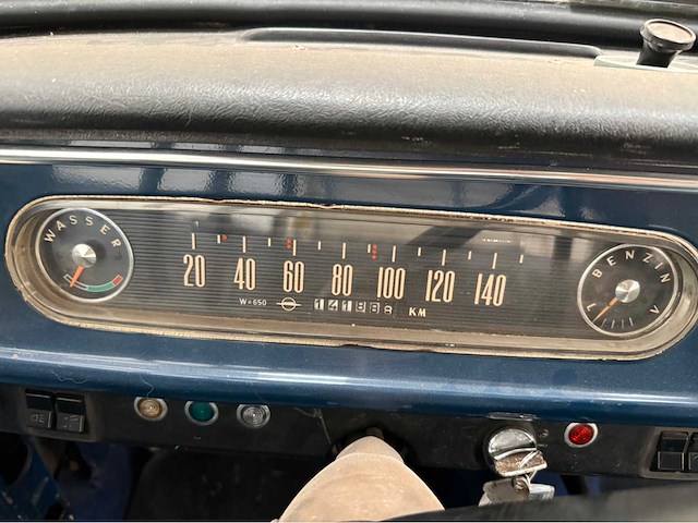 Opel - kadett - oldtimer - 1965 - afbeelding 10 van  30