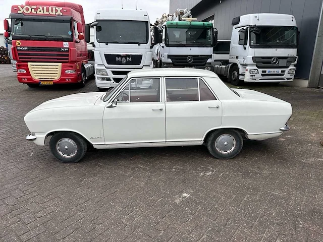 Opel - kadett l - b - classic cars >15 - afbeelding 12 van  26
