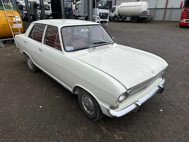 Opel - kadett l - b - classic cars >15 - afbeelding 23 van  26