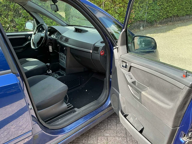 Opel - meriva - 1.6 cosmo - personenauto - afbeelding 4 van  13