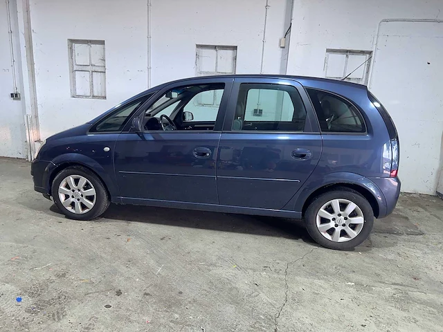 Opel - meriva - 1.7 cdti - car - afbeelding 2 van  21