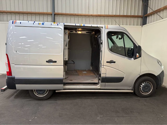 Opel - movano - turbo d - bedrijfswagen - 2021 - afbeelding 32 van  34