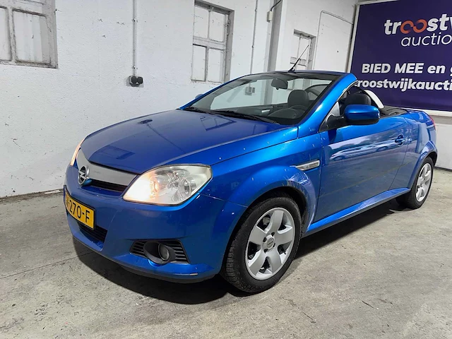 Opel - tigra twintop - 1.4-16v enjoy - gv-270-f - afbeelding 1 van  22