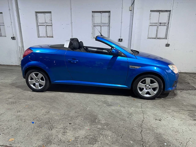 Opel - tigra twintop - 1.4-16v enjoy - gv-270-f - afbeelding 19 van  22