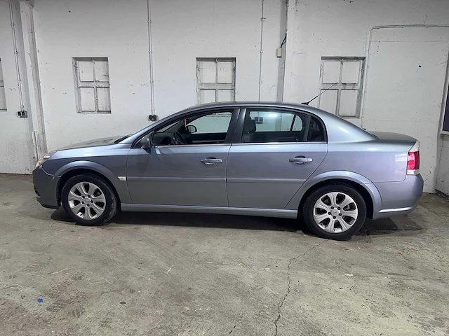 Opel - vectra - 1.8-16v business - 55-zb-gx - afbeelding 2 van  22