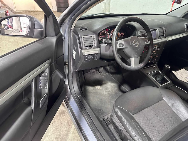 Opel - vectra - 1.8-16v business - 55-zb-gx - afbeelding 9 van  22