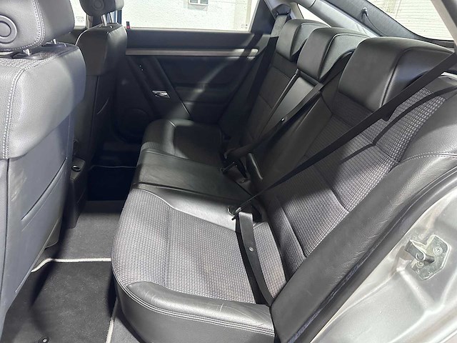 Opel - vectra gts - 1.8-16v business - 75-jlz-7 - afbeelding 8 van  21