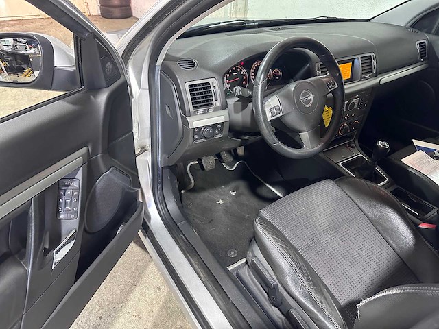 Opel - vectra gts - 1.8-16v business - 75-jlz-7 - afbeelding 21 van  21