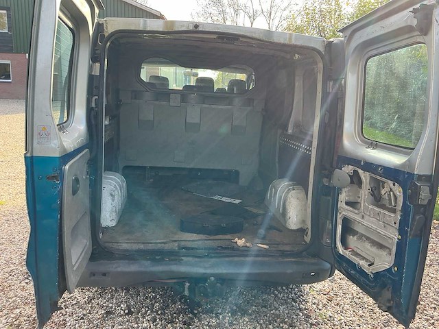 Opel - vivaro - 1.9 cdti l1h1dc cos. - bedrijfswagen - afbeelding 24 van  40