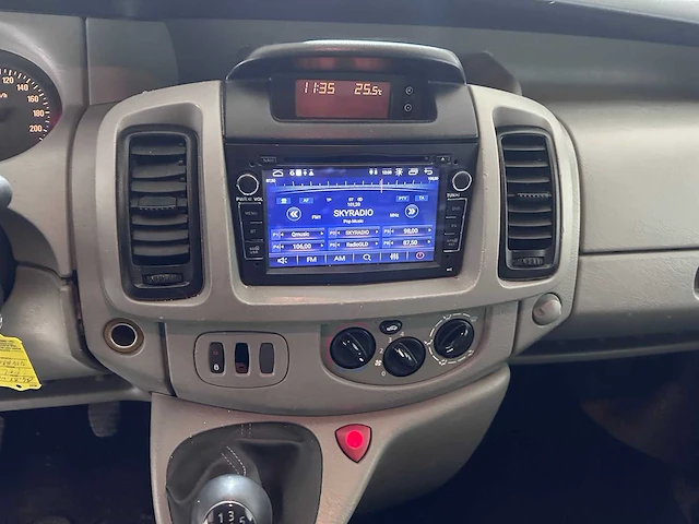 Opel - vivaro - 1.9 cdti l2h1 - 84-bs-vf - afbeelding 3 van  17