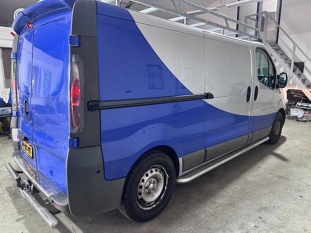 Opel - vivaro - 1.9 cdti l2h1 - 84-bs-vf - afbeelding 12 van  17