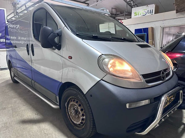 Opel - vivaro - 1.9 cdti l2h1 - 84-bs-vf - afbeelding 13 van  17