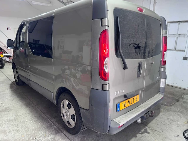 Opel - vivaro - 2.5 cdti l1h1 - 16-vjt-3 - afbeelding 10 van  16