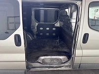 Opel - vivaro - 2.5 cdti l1h1 - 16-vjt-3 - afbeelding 13 van  16
