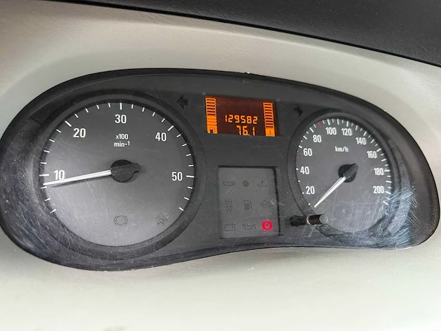 Opel - vivaro - 2.5 cdti l1h1 - bedrijfswagen - afbeelding 2 van  22