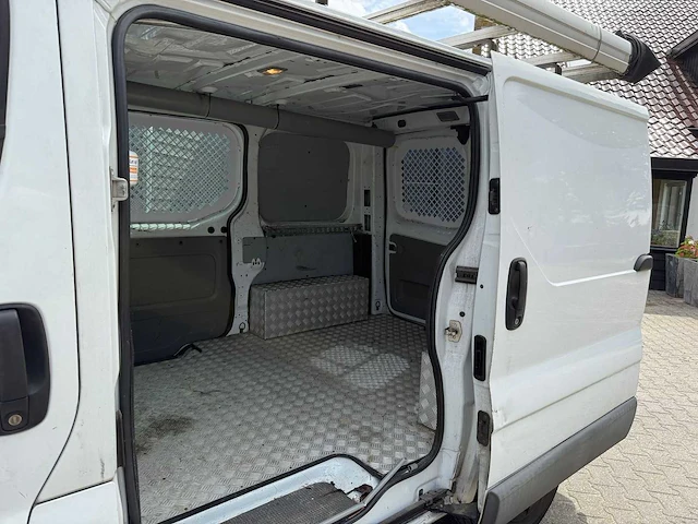 Opel - vivaro - 2.5 cdti l1h1 - bedrijfswagen - afbeelding 4 van  22